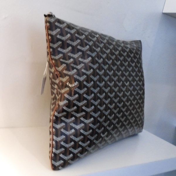 Goyard Zip Pouch GM Online