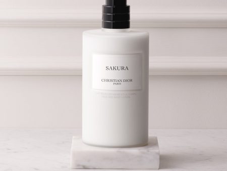 SAKURA HYDRATING LOTION Fashion