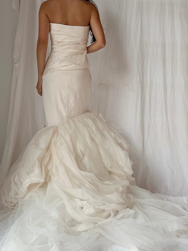 Vintage Vera Wang Dress with Asymmetrical Bodice - M Fashion