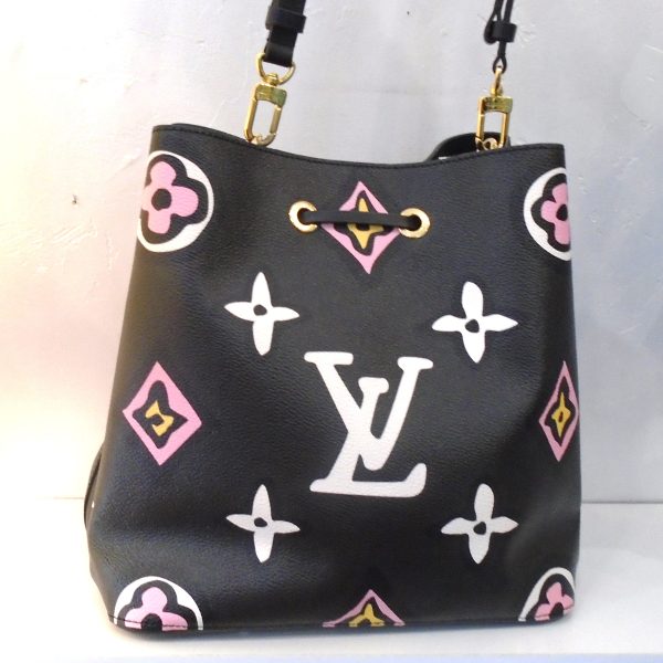 Louis Vuitton Vintage Wild At Heart Neo Noe on Sale