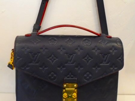 Louis Vuitton Vintage Navy Metis Burgundy Trimmed Pochette Supply