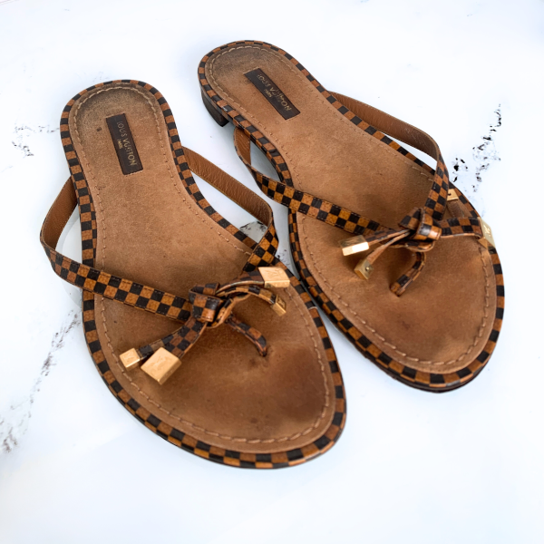 Louis Vuitton Flip Flops Checked Pattern Online now