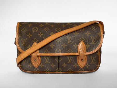 Louis Vuitton Gibecière Monogram Canvas on Sale