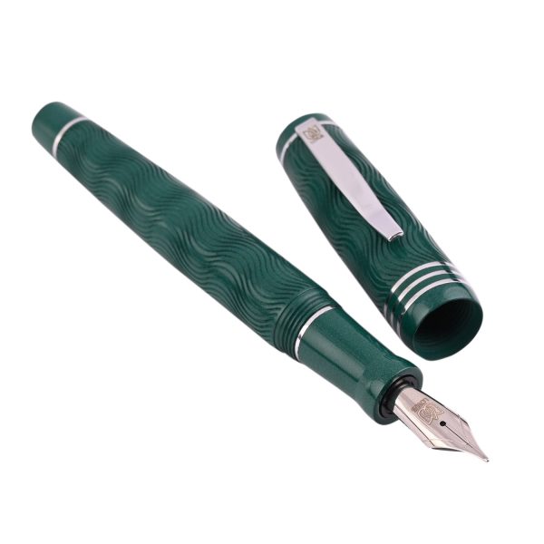 Lotus Wave Fountain Pen - Green CT For Sale